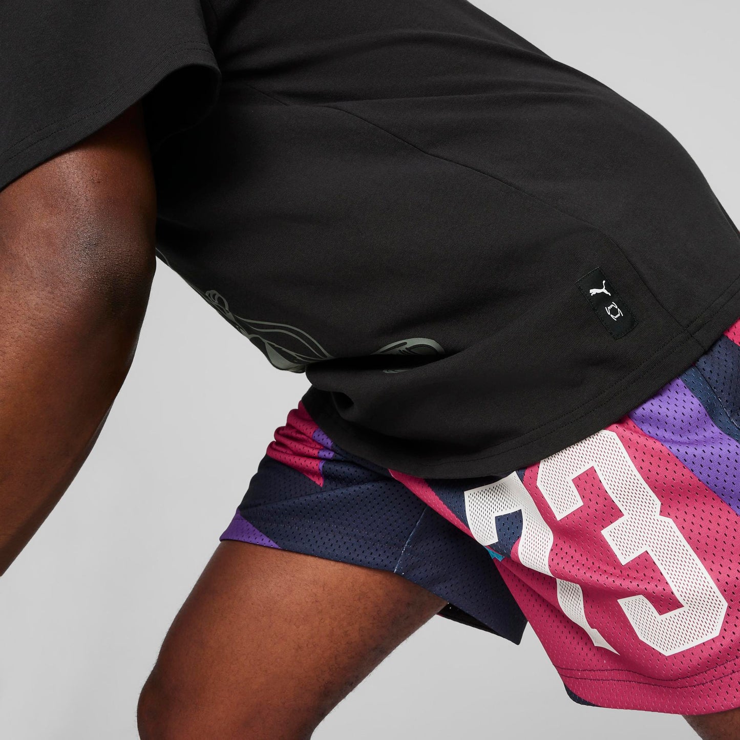 DYLAN'S GIFT SHOP TEE IV (PUMA Black)