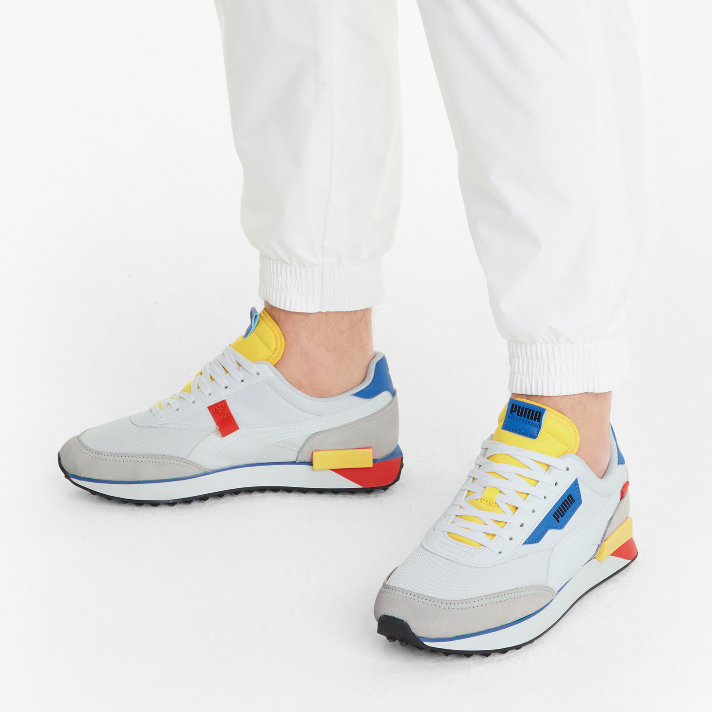 FUTURE RIDER NEON PLAY (PUMA White-Maize)