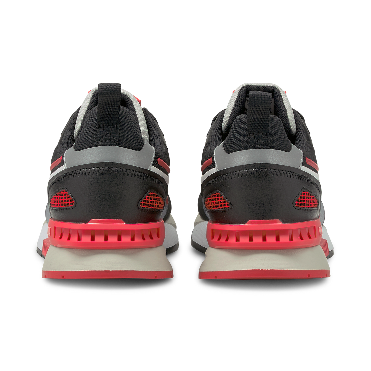 MIRAGE TECH (PUMA Black-High Risk Red)
