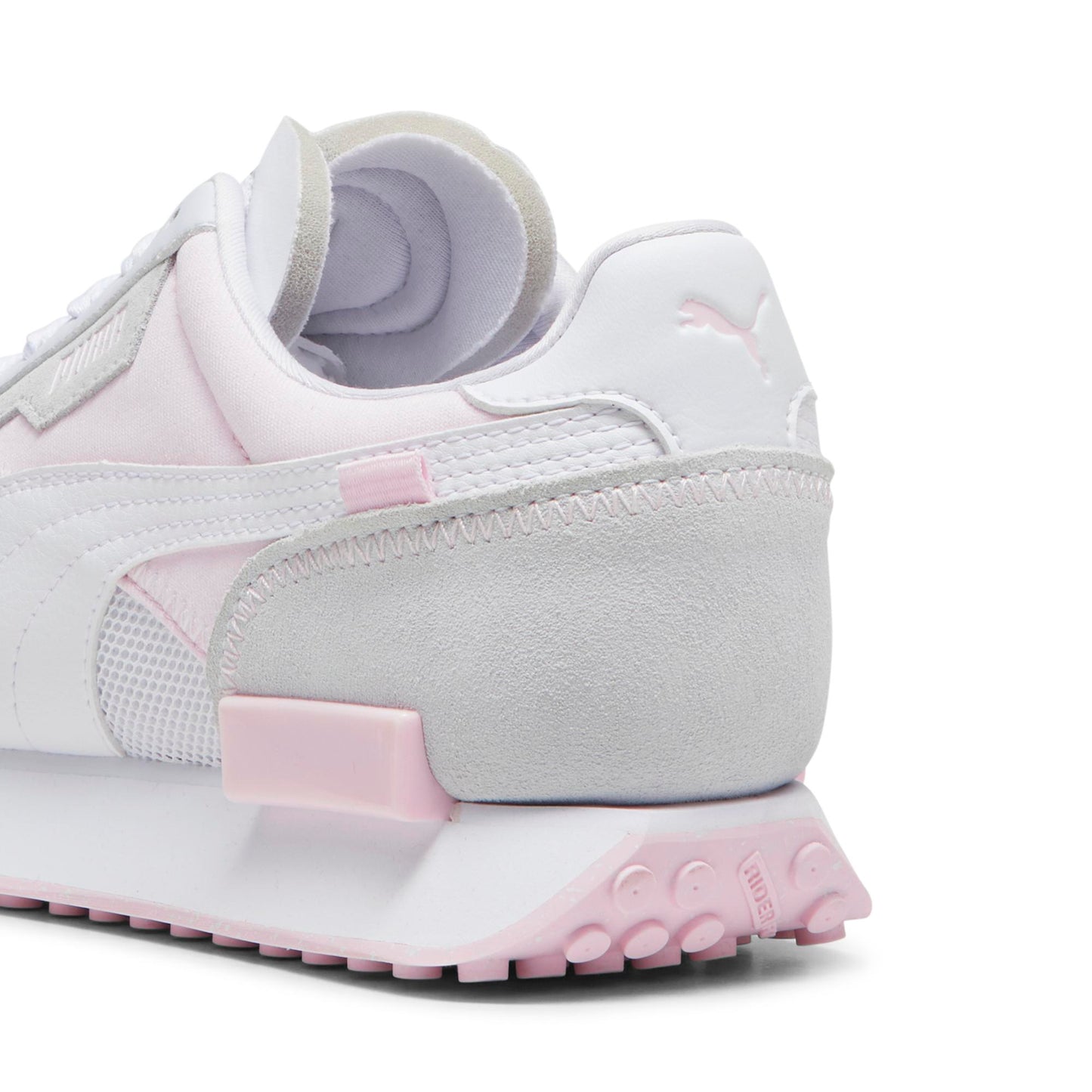 FUTURE RIDER QUEEN OF (PUMA White-Whisp Of Pink)