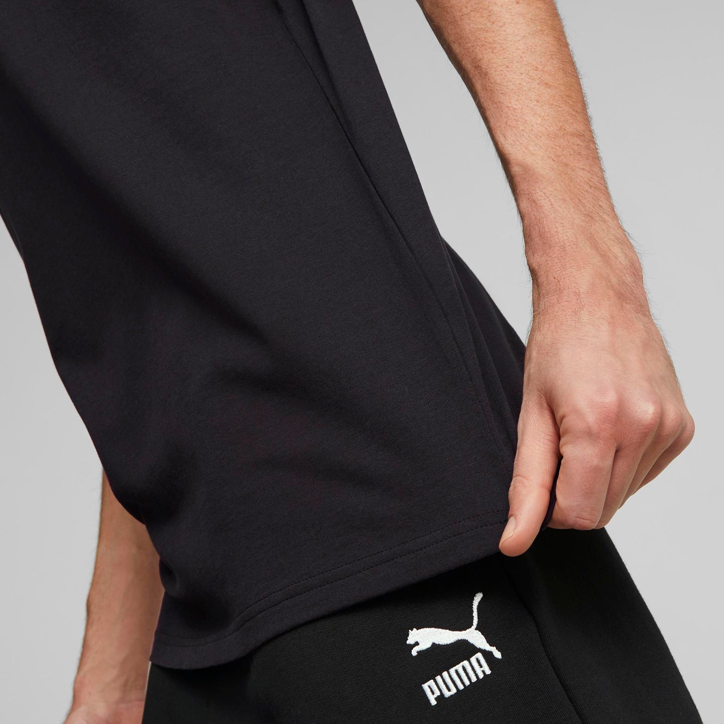 CLASSICS V-COLLAR POLO (PUMA Black)