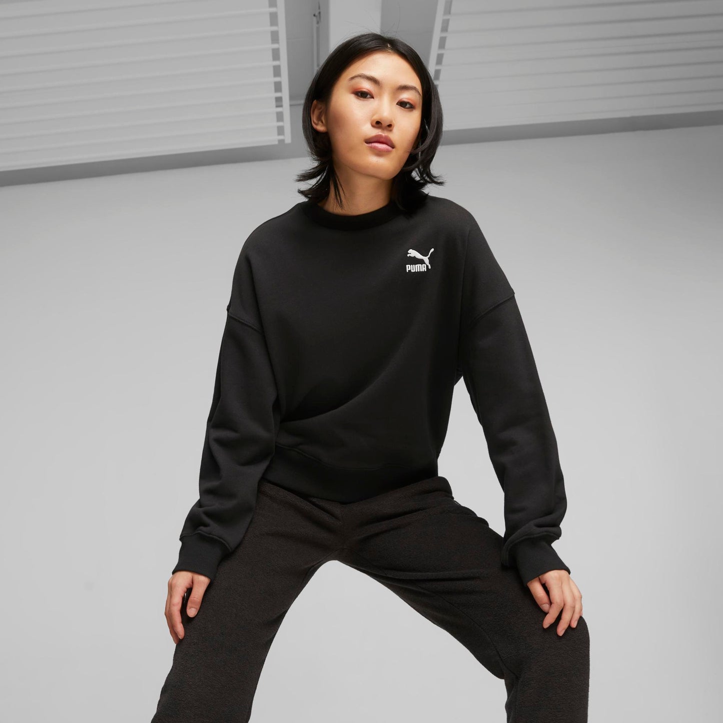 CLASSICS OVERSIZED CREW TR (PUMA Black)