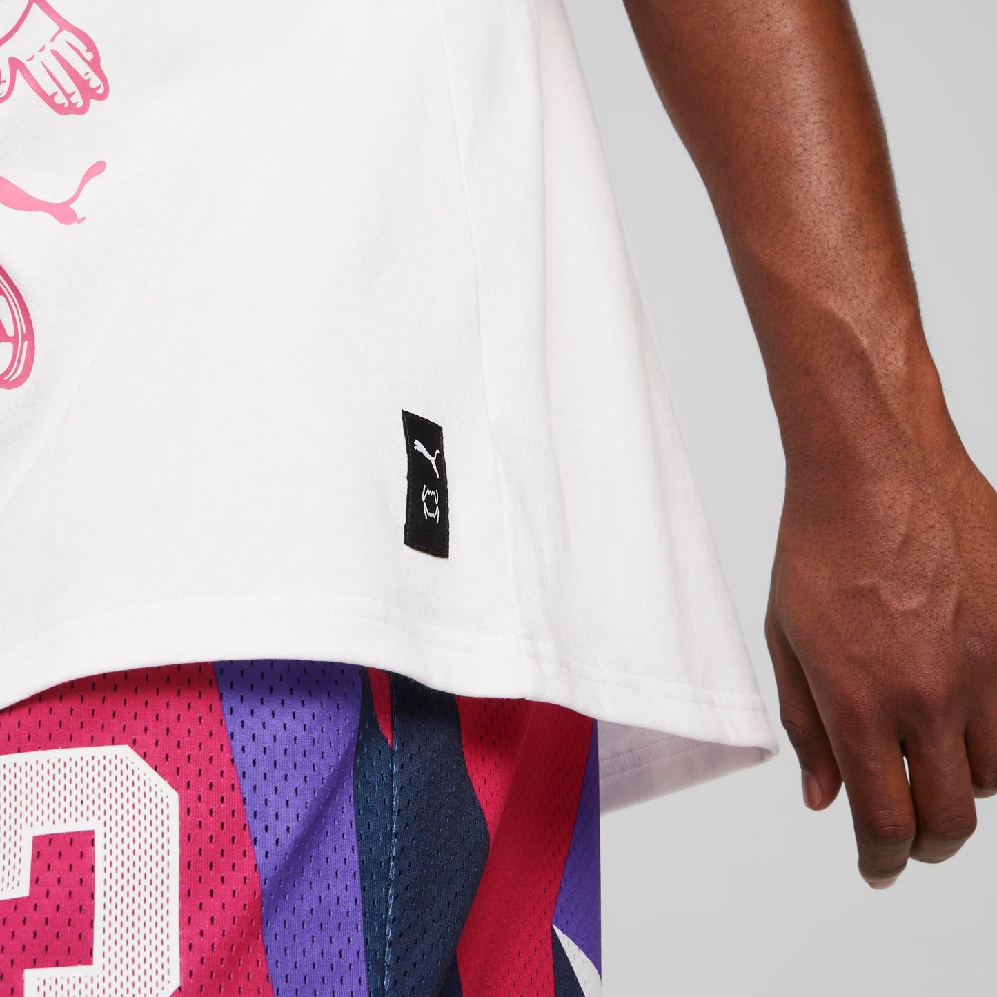 DYLAN'S GIFT SHOP TEE (PUMA White)