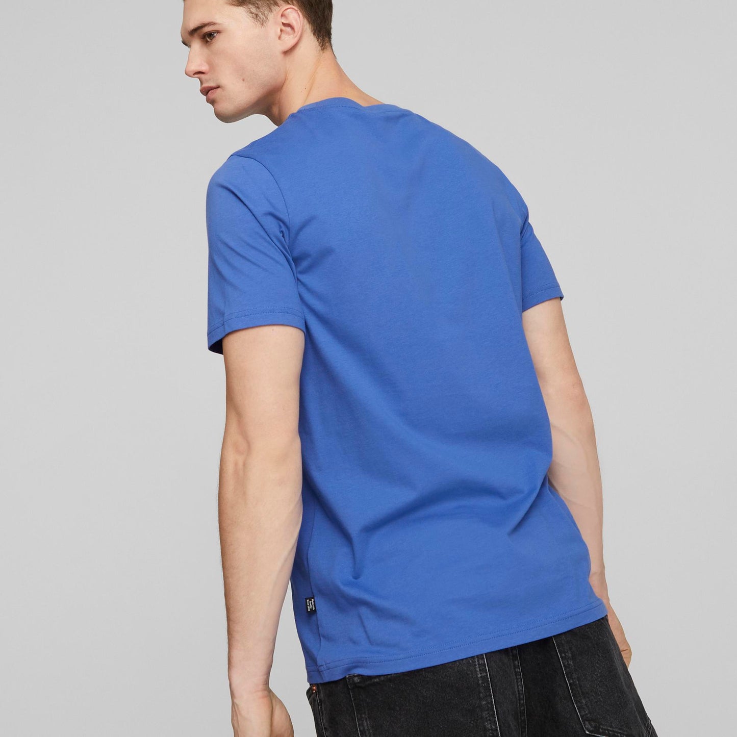 GRAPICS MULTICOLOR TEE (Royal Saphire)